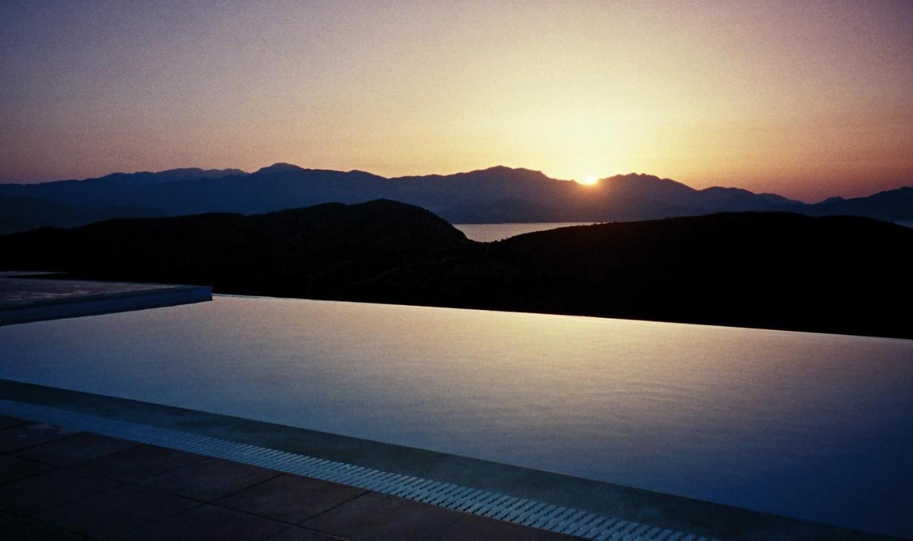 Villa Lir Tholos  Exterior foto